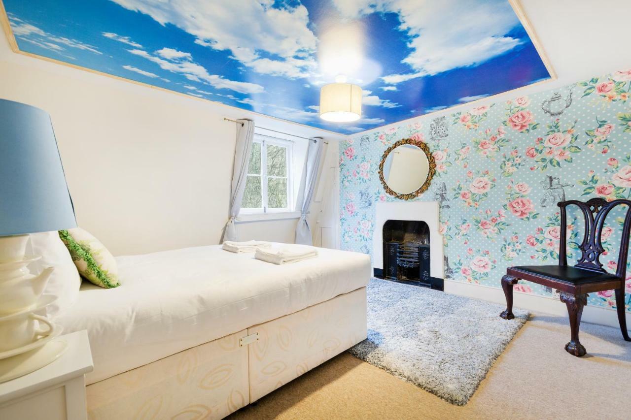 The Wonderland Townhouse - Alice In Wonderland 7Bdr Home 바스 외부 사진
